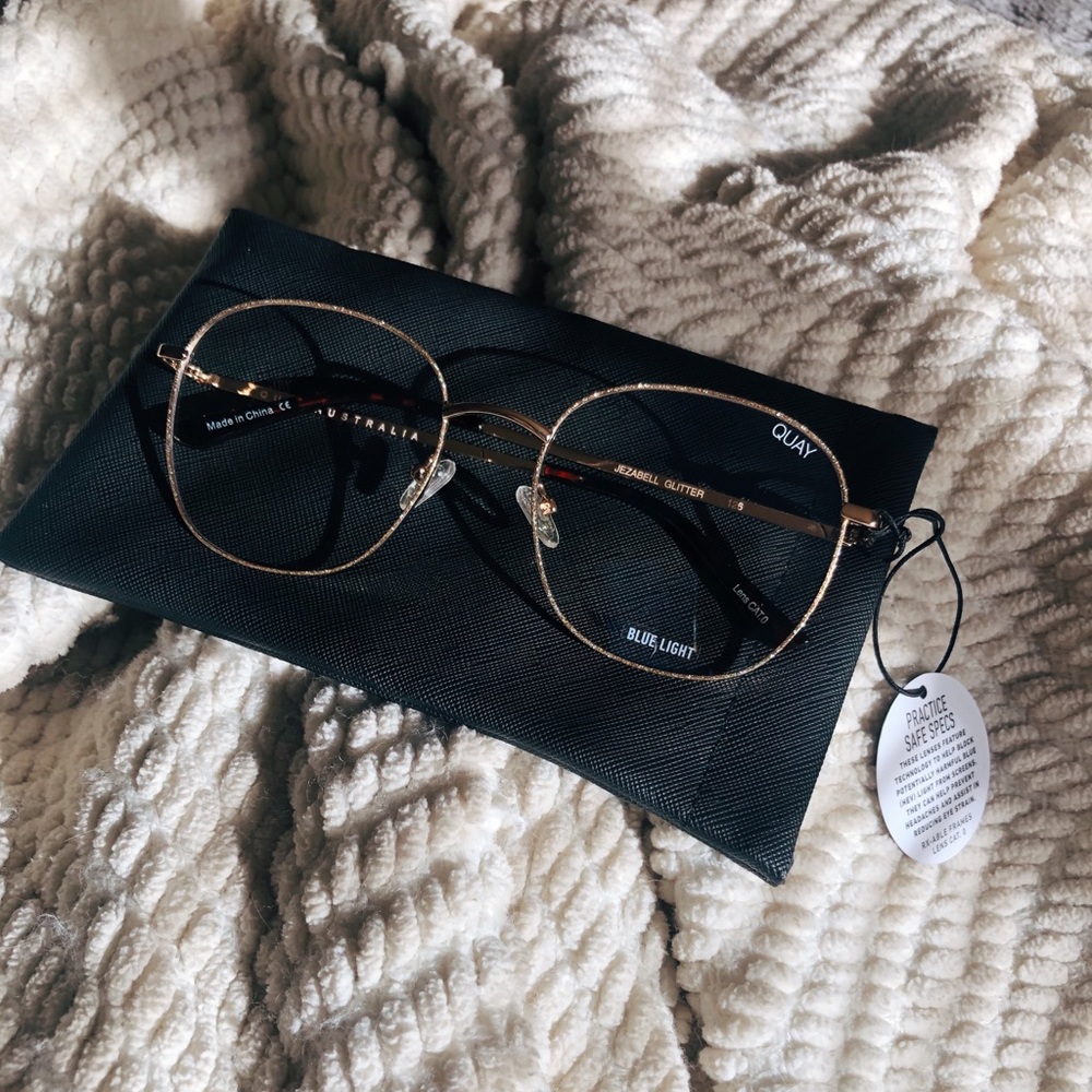 ☆QUAY JEZABELL GLITTER BLUE LIGHT GLASSES☆
